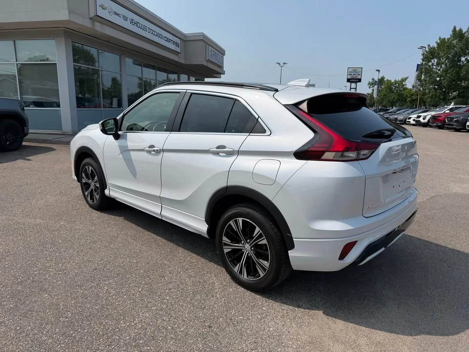 2022 Mitsubishi Eclipse Cross - Image 7 of 19