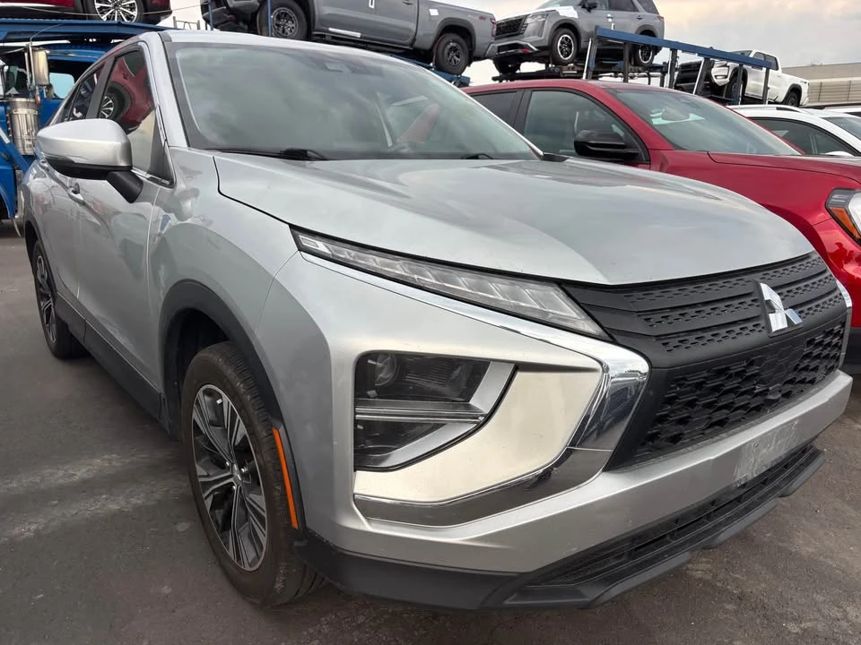 2022 Mitsubishi Eclipse Cross - Image 2 of 6