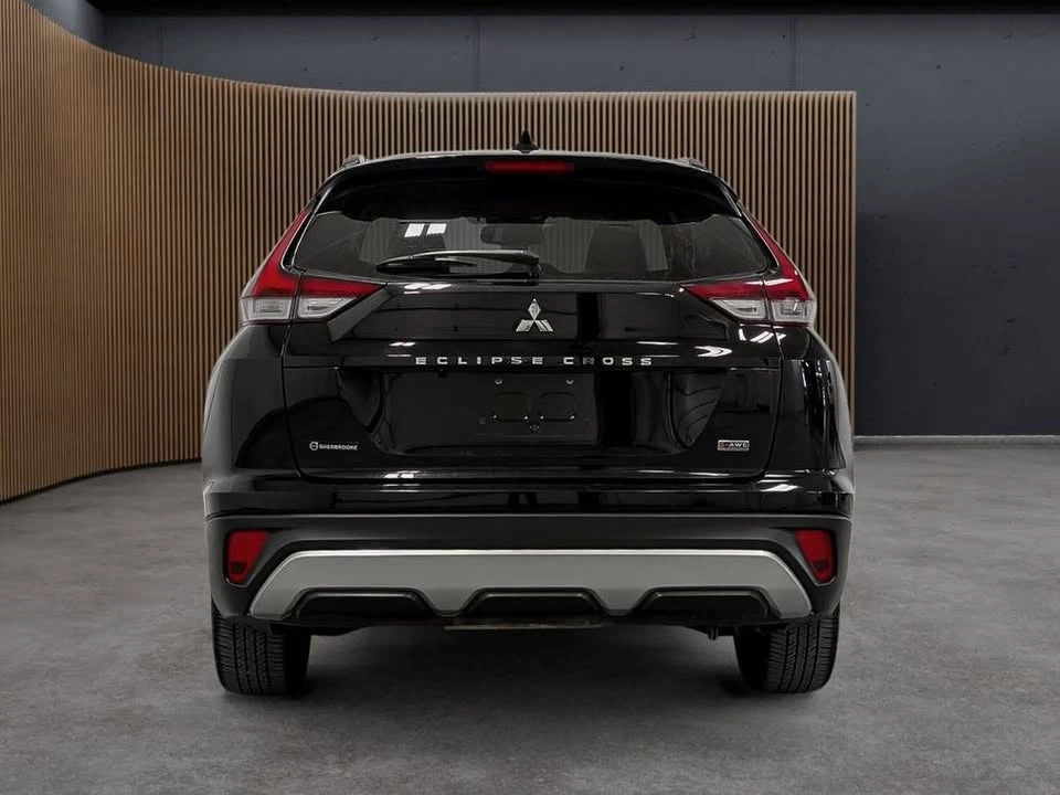 2022 Mitsubishi Eclipse Cross - Image 5 of 10