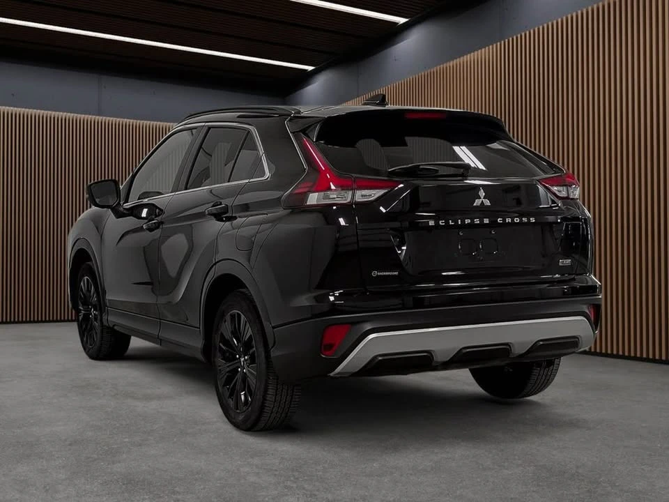 2022 Mitsubishi Eclipse Cross - Image 4 of 10