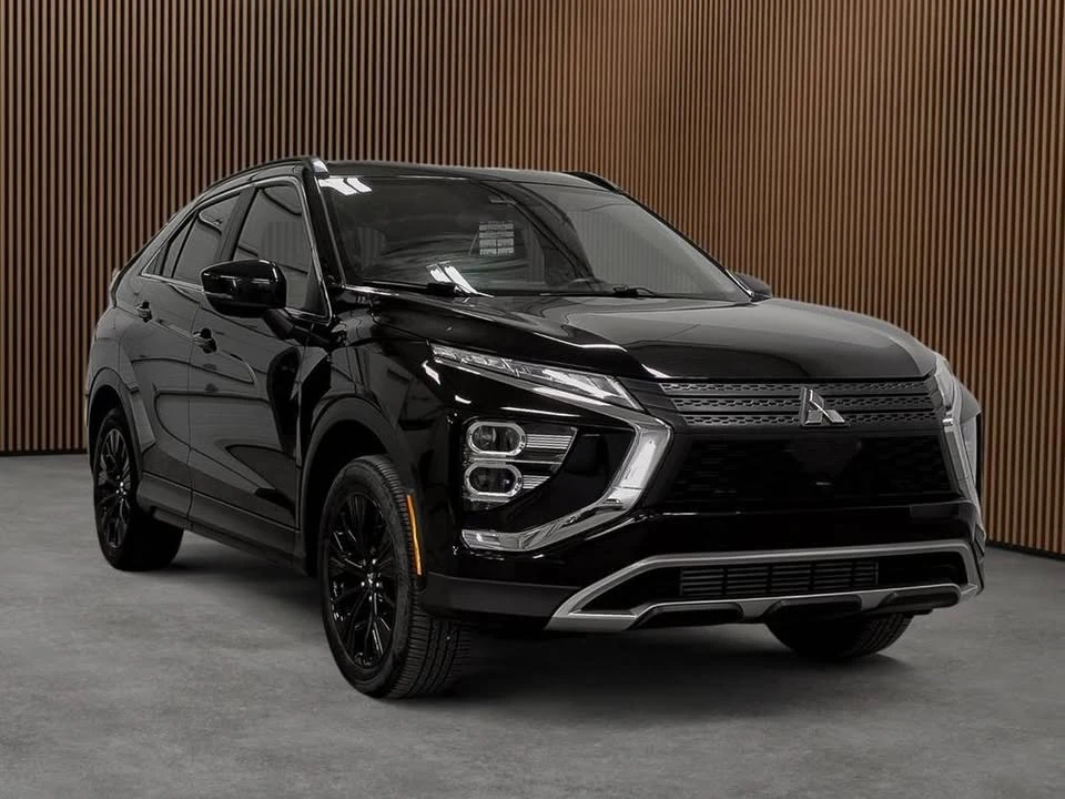2022 Mitsubishi Eclipse Cross - Image 3 of 10