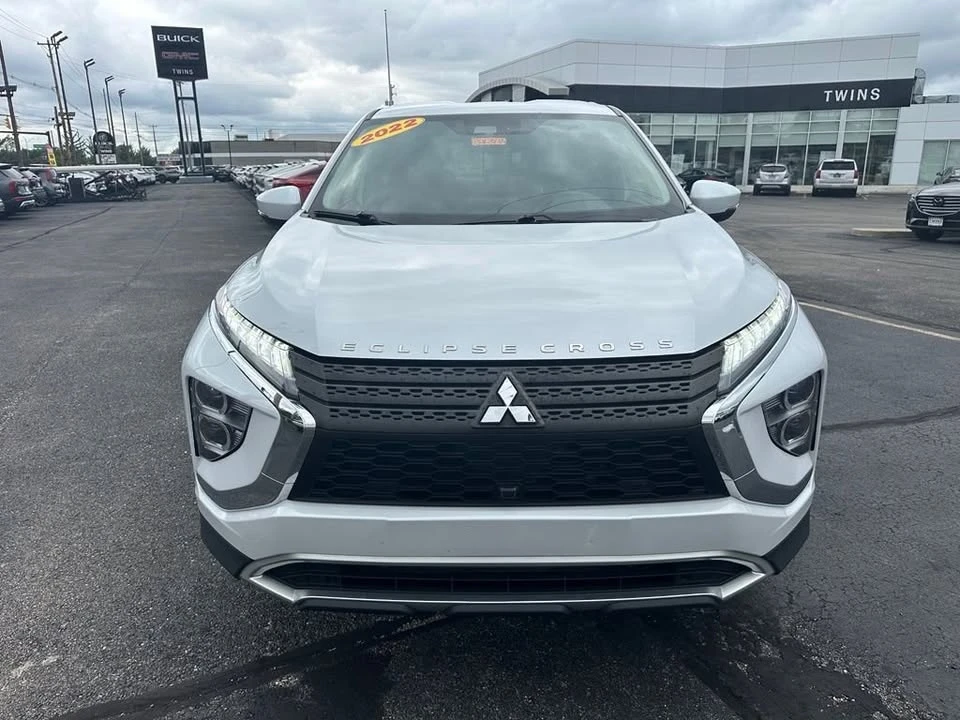 2022 Mitsubishi Eclipse Cross - Image 5 of 20