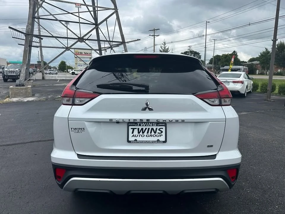 2022 Mitsubishi Eclipse Cross - Image 8 of 20