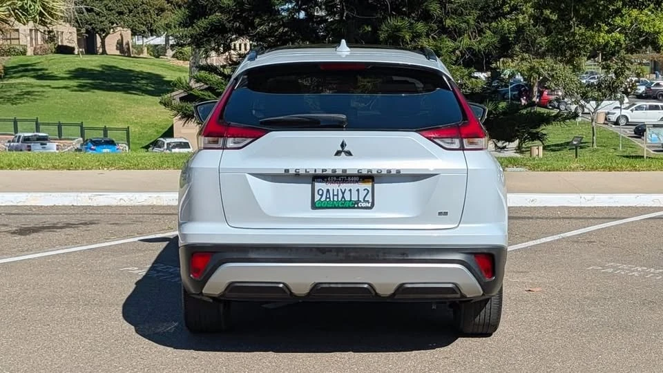 2022 Mitsubishi Eclipse Cross - Image 12 of 14