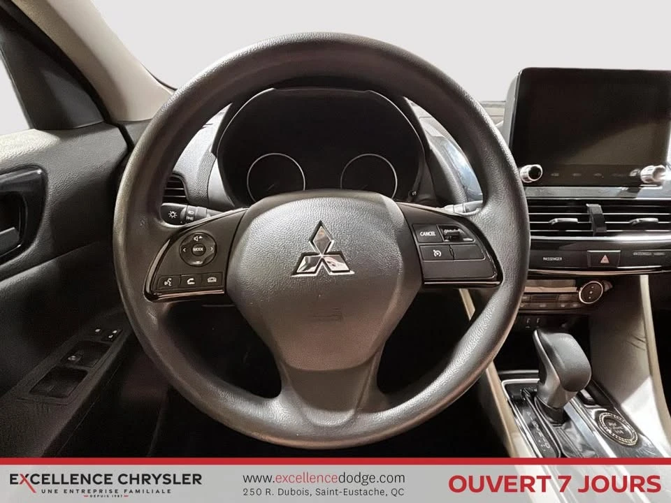 2022 Mitsubishi Eclipse Cross - Image 12 of 18