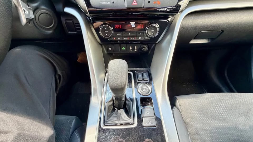 2022 Mitsubishi Eclipse Cross - Image 16 of 16