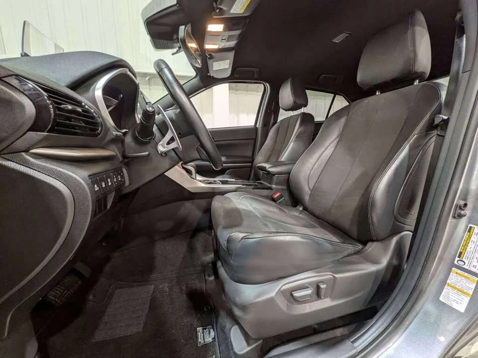 2022 Mitsubishi Eclipse Cross - Image 7 of 10