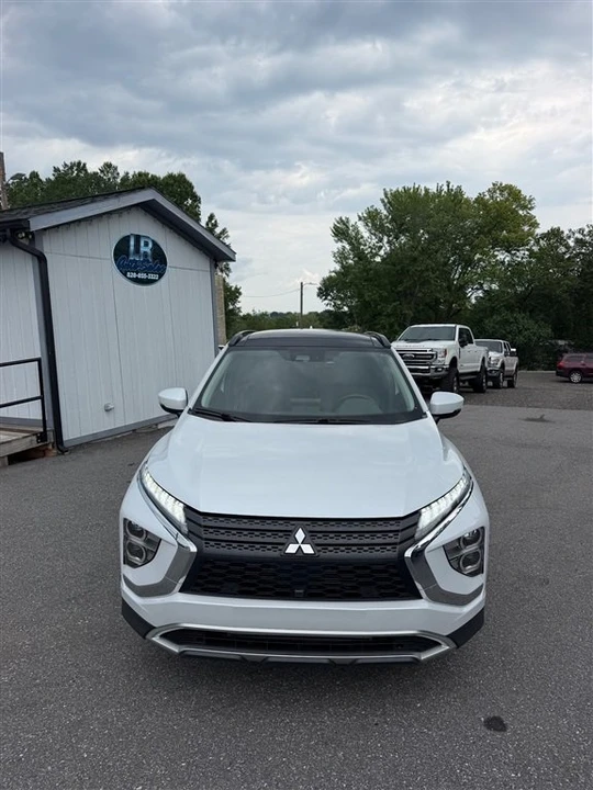 2022 Mitsubishi Eclipse Cross - Image 2 of 12