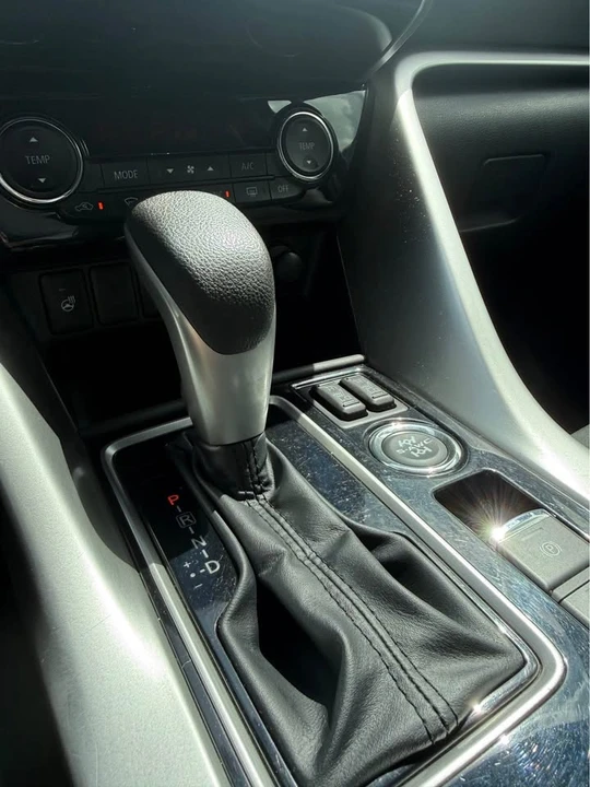 2022 Mitsubishi Eclipse Cross - Image 12 of 14