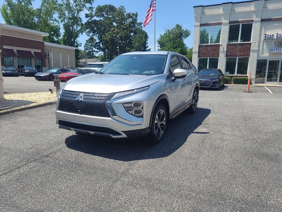 2022 Mitsubishi Eclipse Cross - Image 3 of 20