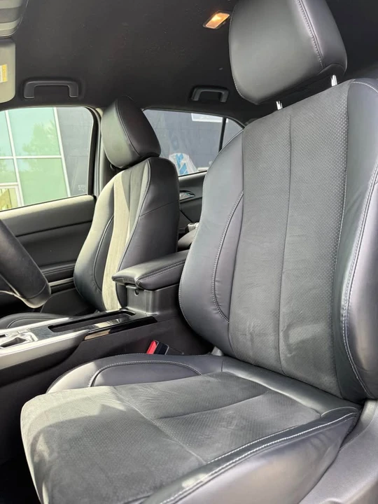 2022 Mitsubishi Eclipse Cross - Image 9 of 14
