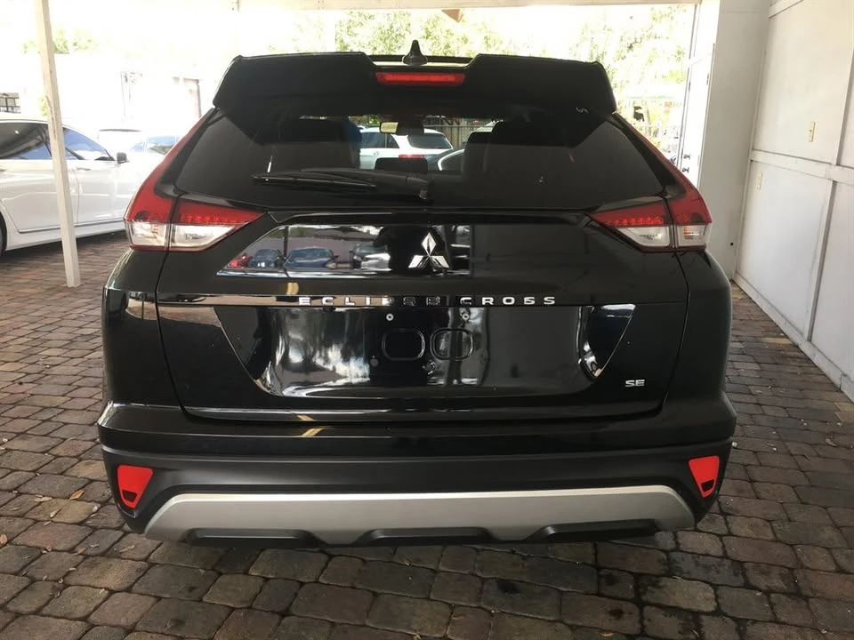 2022 Mitsubishi Eclipse Cross - Image 13 of 20