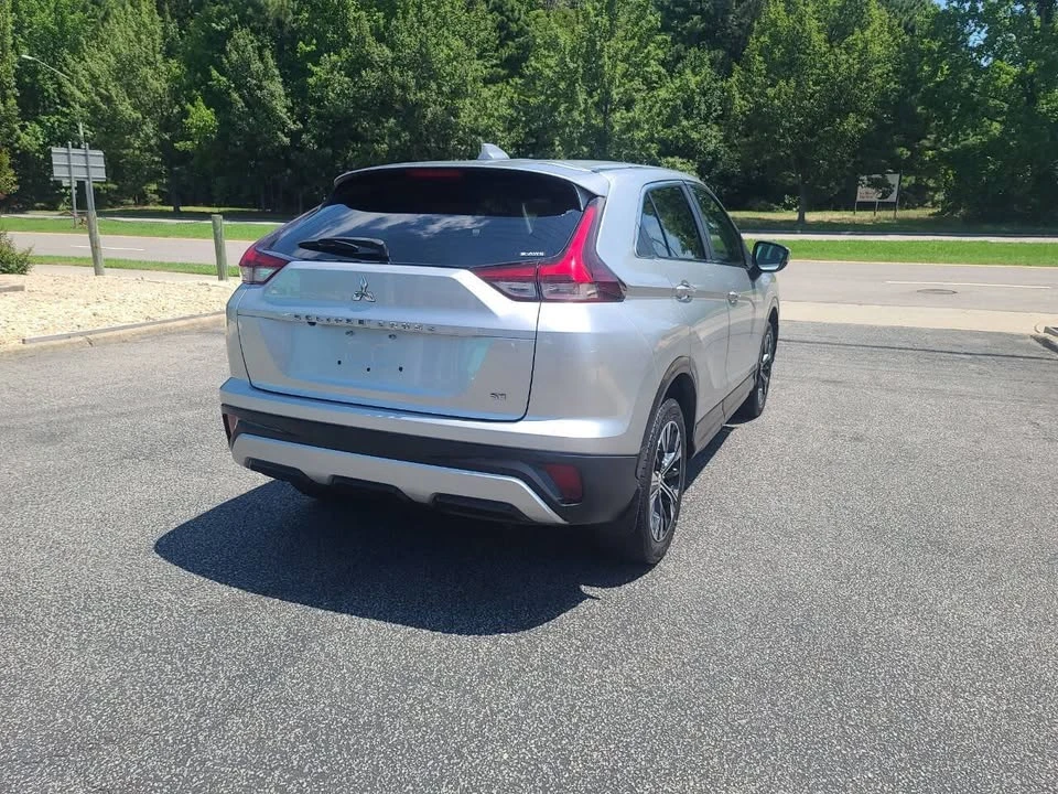 2022 Mitsubishi Eclipse Cross - Image 6 of 20