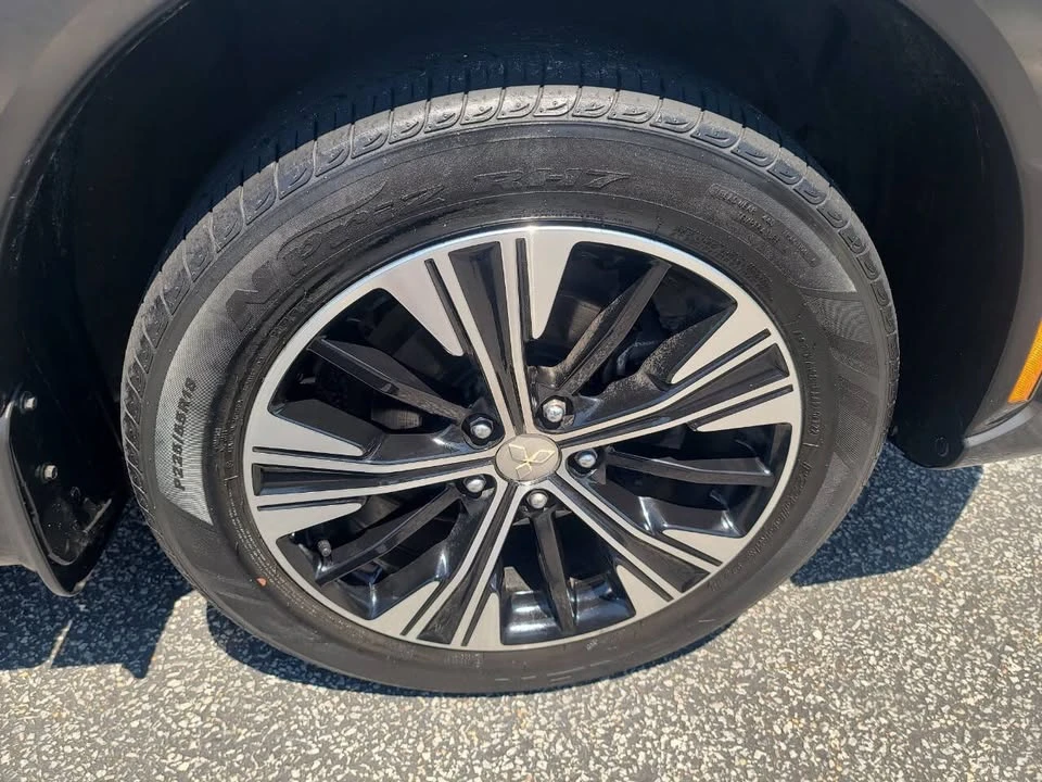2022 Mitsubishi Eclipse Cross - Image 12 of 20