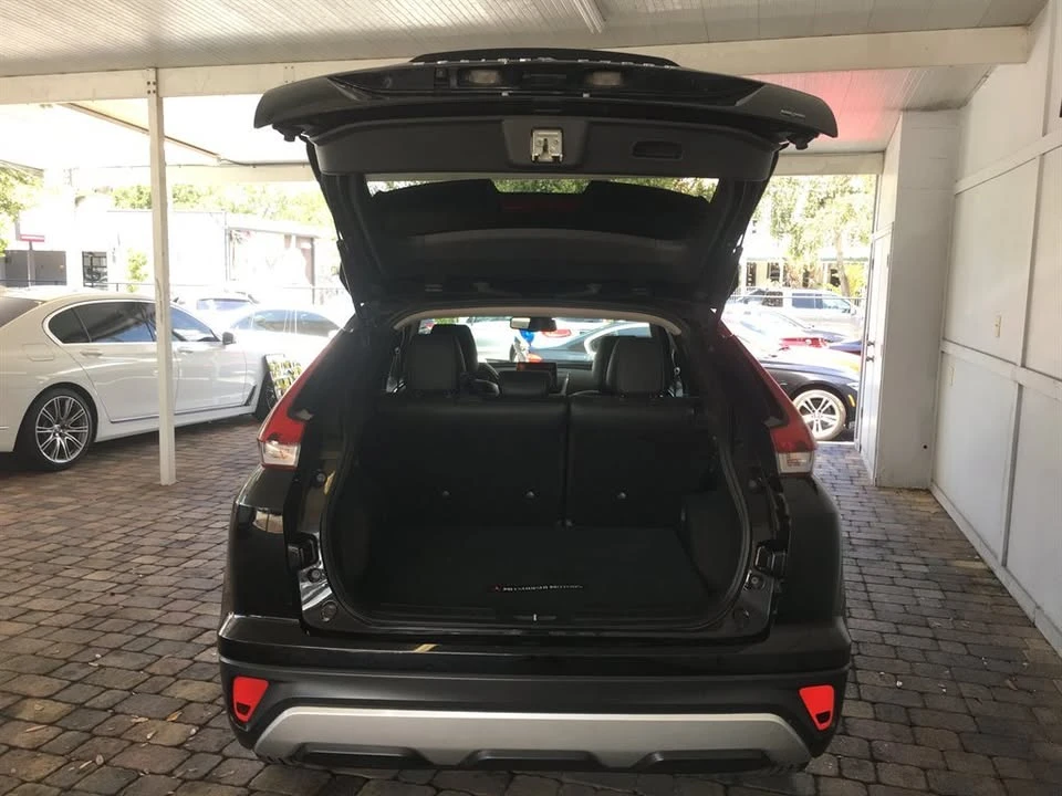 2022 Mitsubishi Eclipse Cross - Image 15 of 20