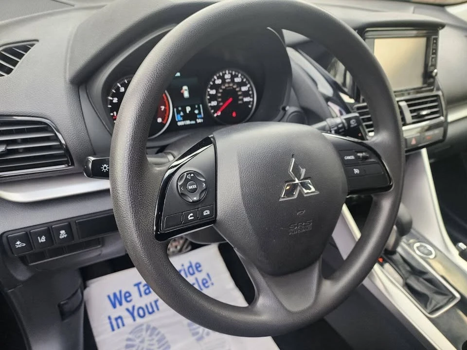 2022 Mitsubishi Eclipse Cross - Image 13 of 20