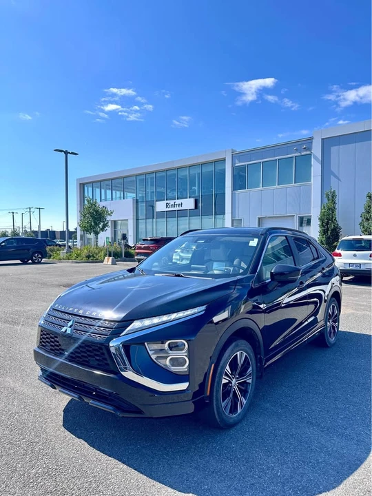 2022 Mitsubishi Eclipse Cross - Image 2 of 7