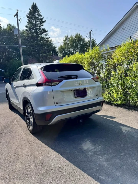 2022 Mitsubishi Eclipse Cross - Image 3 of 5