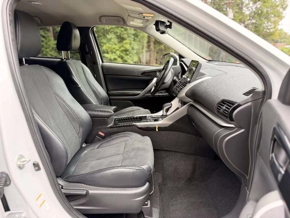 2022 Mitsubishi Eclipse Cross - Image 15 of 20