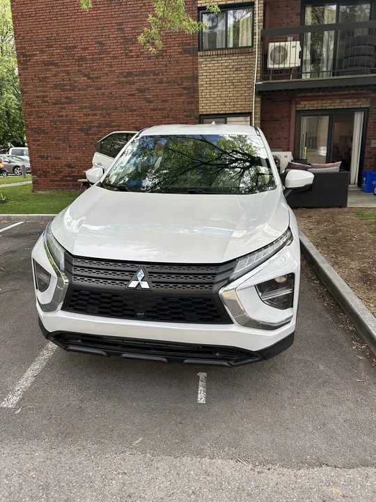 2022 Mitsubishi Eclipse Cross - Image 5 of 5