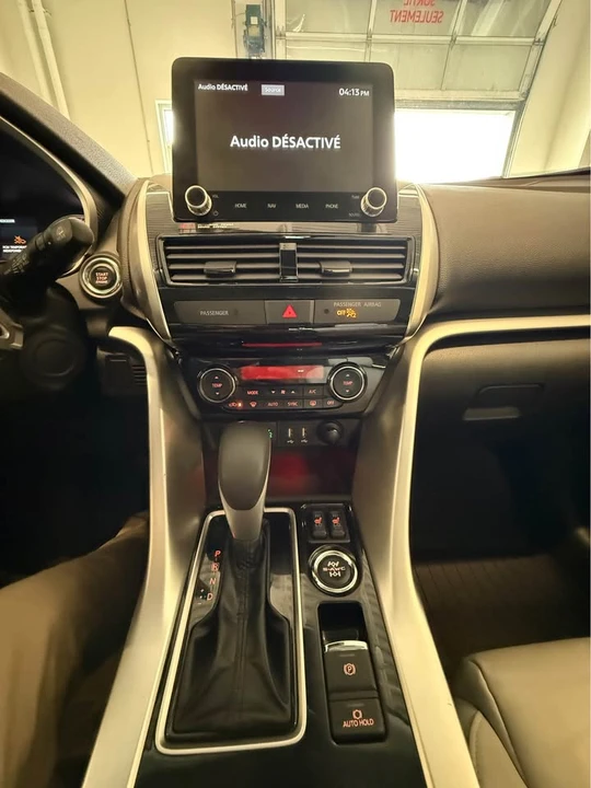 2022 Mitsubishi Eclipse Cross - Image 12 of 13