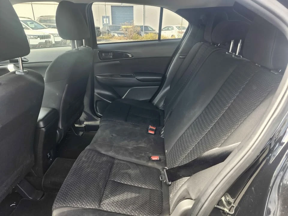 2022 Mitsubishi Eclipse Cross - Image 6 of 10