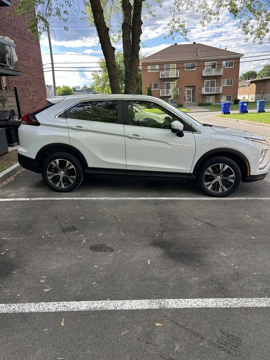 2022 Mitsubishi Eclipse Cross - Image 4 of 5
