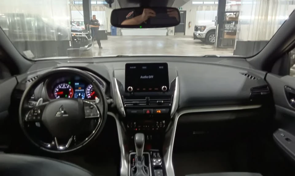 2022 Mitsubishi Eclipse Cross - Image 19 of 20