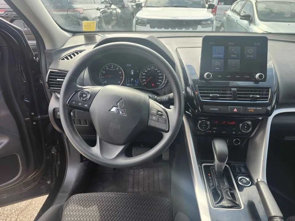 2022 Mitsubishi Eclipse Cross - Image 7 of 10