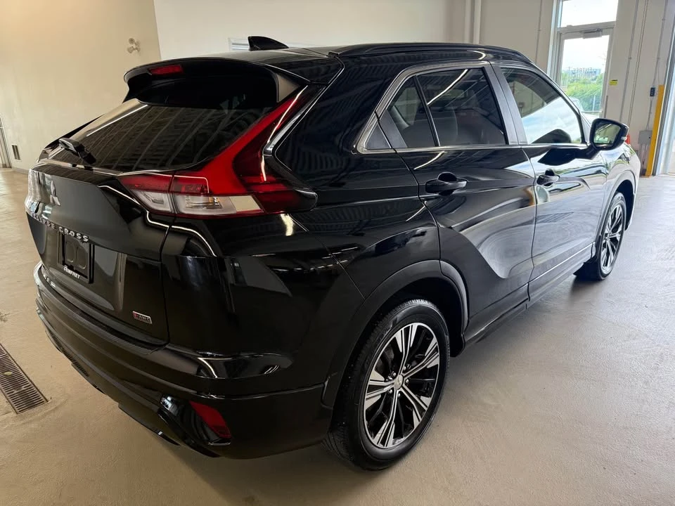 2022 Mitsubishi Eclipse Cross - Image 5 of 13