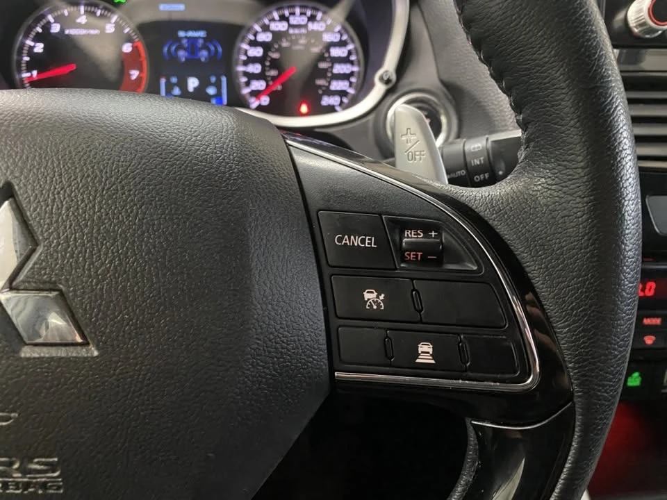 2022 Mitsubishi Eclipse Cross - Image 17 of 20