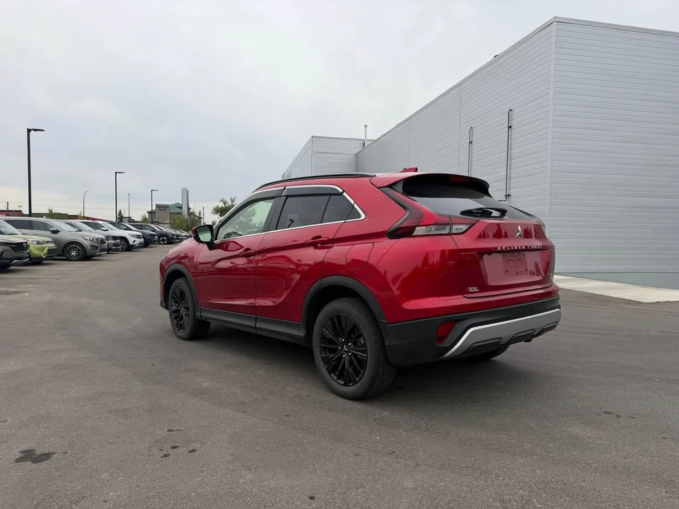 2022 Mitsubishi Eclipse Cross - Image 10 of 13