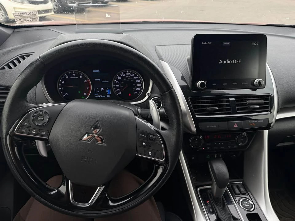 2022 Mitsubishi Eclipse Cross - Image 13 of 13