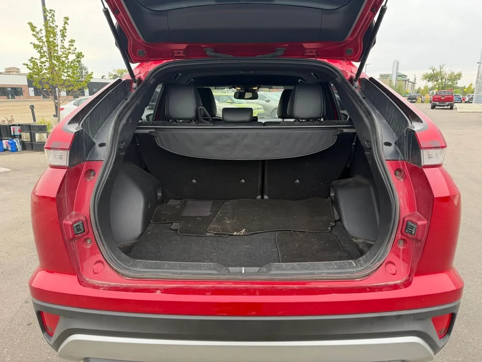 2022 Mitsubishi Eclipse Cross - Image 9 of 13