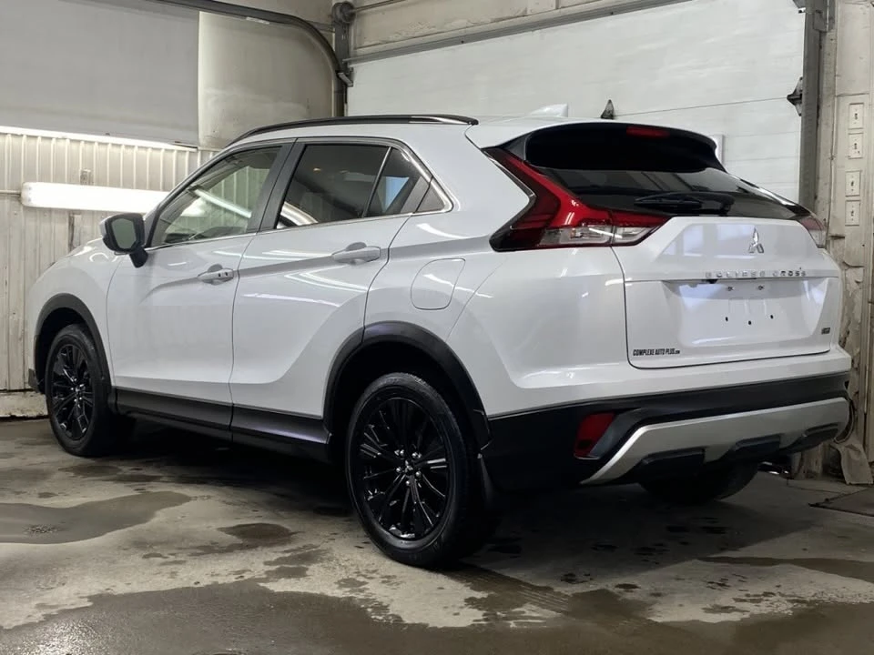 2022 Mitsubishi Eclipse Cross - Image 4 of 20