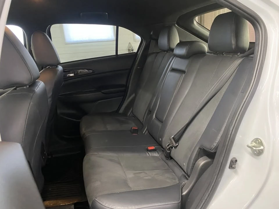2022 Mitsubishi Eclipse Cross - Image 14 of 20