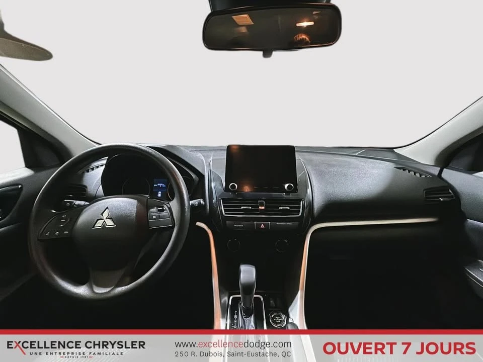 2022 Mitsubishi Eclipse Cross - Image 10 of 18