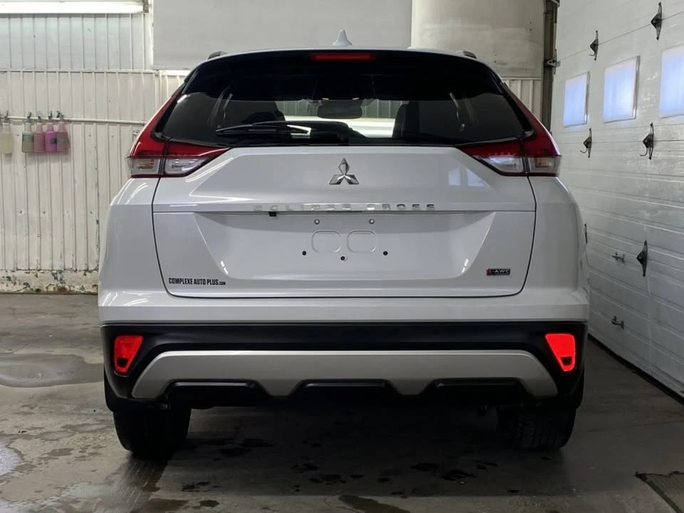 2022 Mitsubishi Eclipse Cross - Image 5 of 20