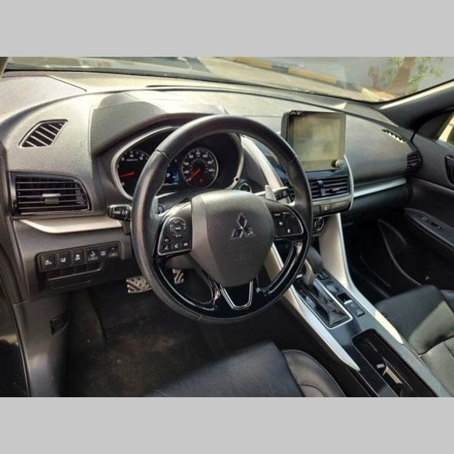 2022 Mitsubishi Eclipse Cross - Image 9 of 12