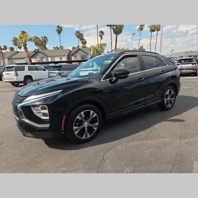 2022 Mitsubishi Eclipse Cross - Image 3 of 12