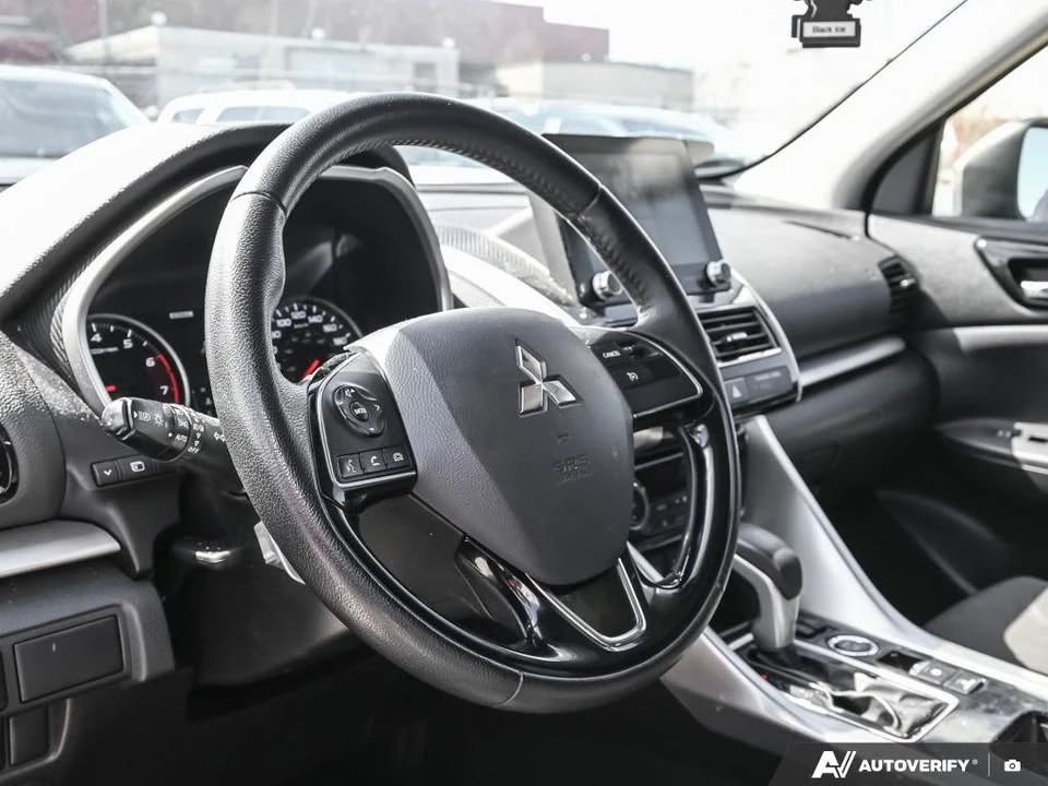 2022 Mitsubishi Eclipse Cross - Image 6 of 13