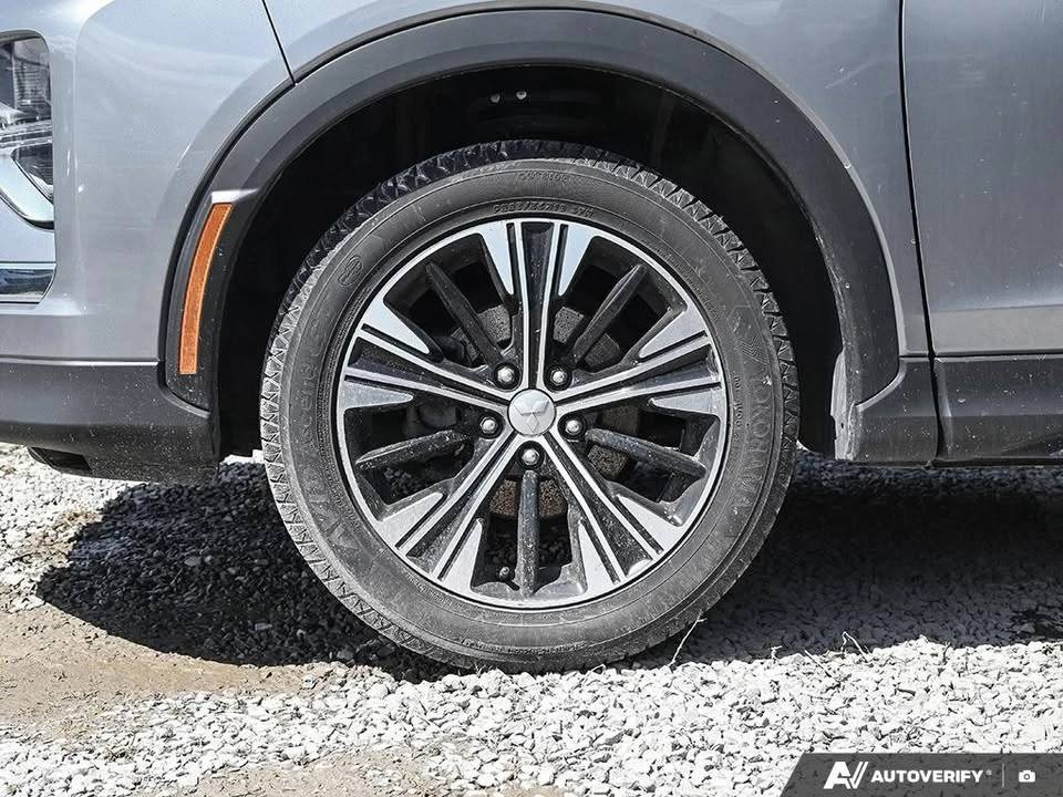 2022 Mitsubishi Eclipse Cross - Image 4 of 13