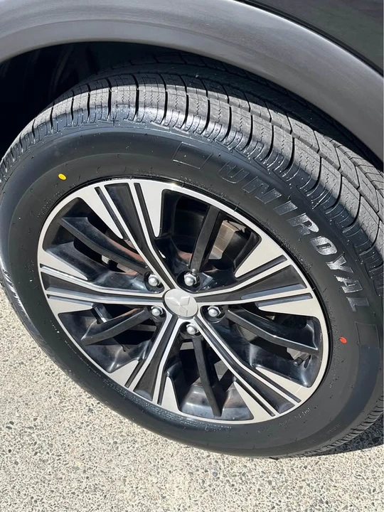 2022 Mitsubishi Eclipse Cross - Image 17 of 19