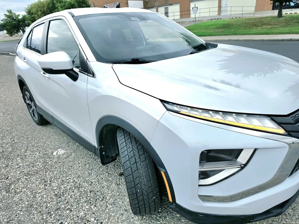 2022 Mitsubishi Eclipse Cross - Image 5 of 16
