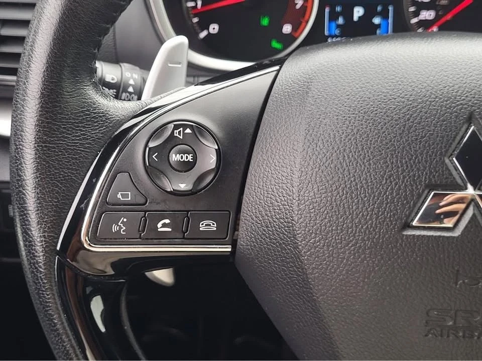 2022 Mitsubishi Eclipse Cross - Image 8 of 10