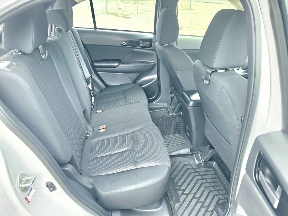 2022 Mitsubishi Eclipse Cross - Image 10 of 16