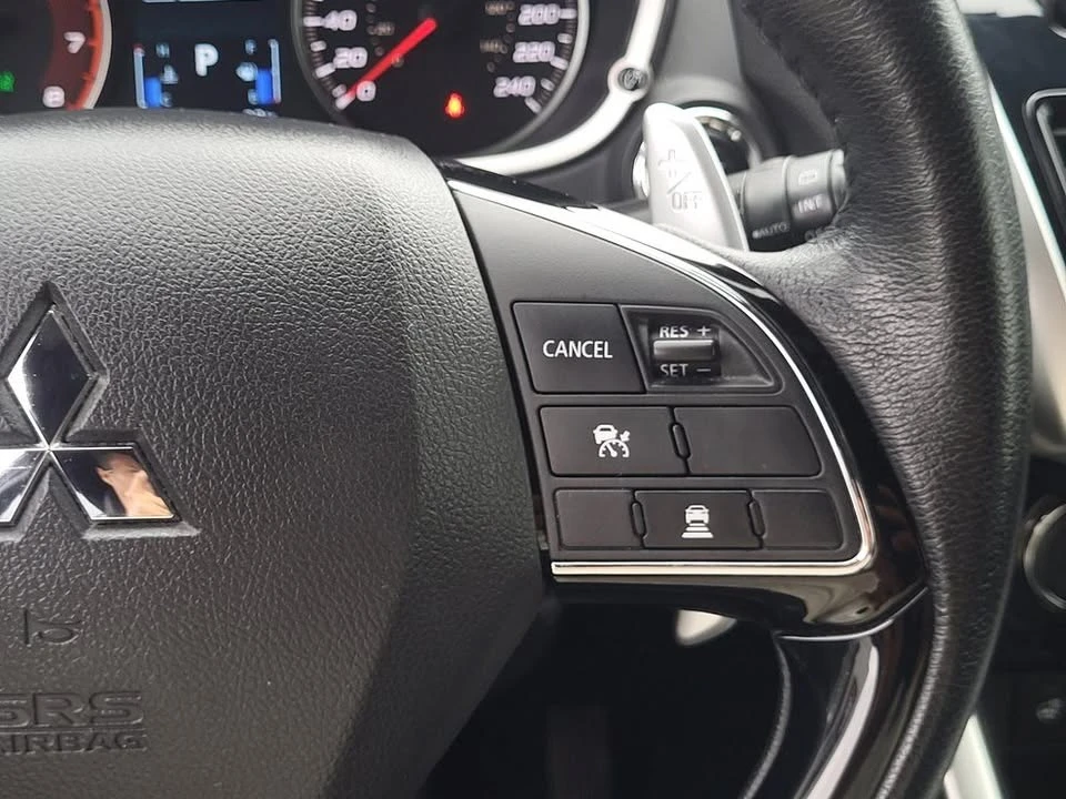 2022 Mitsubishi Eclipse Cross - Image 9 of 10