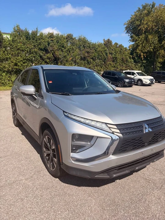 2022 Mitsubishi Eclipse Cross - Image 3 of 14