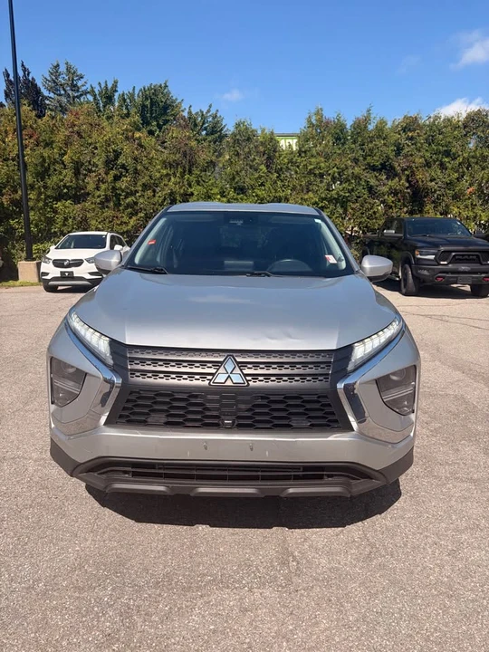2022 Mitsubishi Eclipse Cross - Image 2 of 14