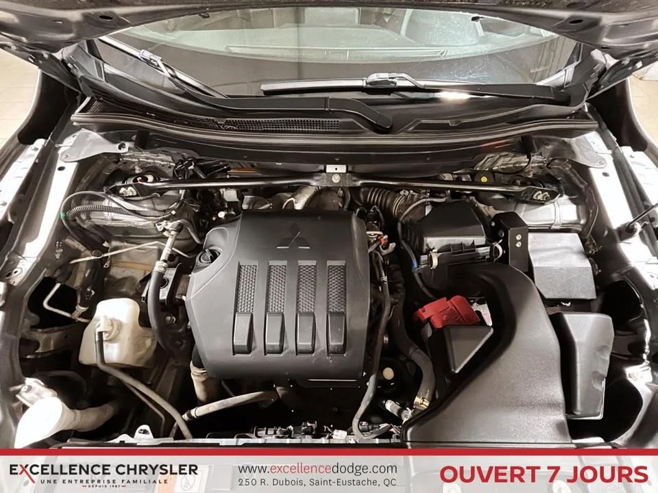 2022 Mitsubishi Eclipse Cross - Image 8 of 18